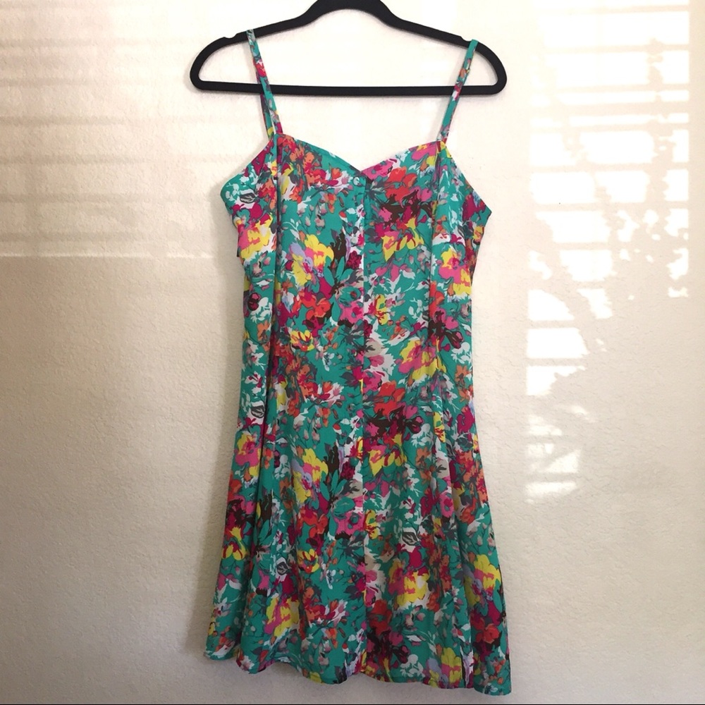 🚨SOLD 🚨 Miss Me Multicolor 90’s Inspired Midi Floral Dress